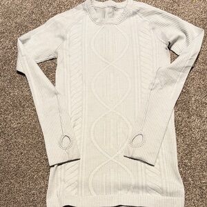 Chic Light Gray Women's Turtleneck Sweater